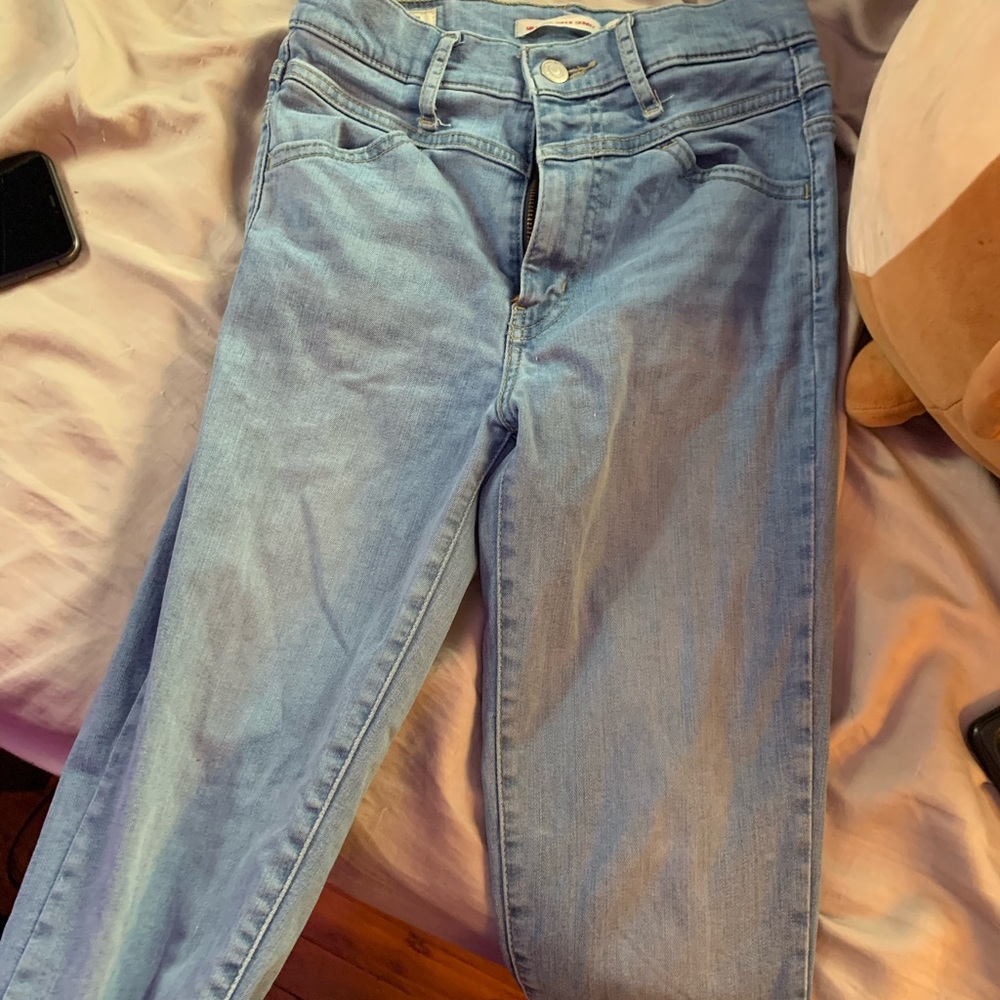 Levi’s Mile High Super Skinny Jeans